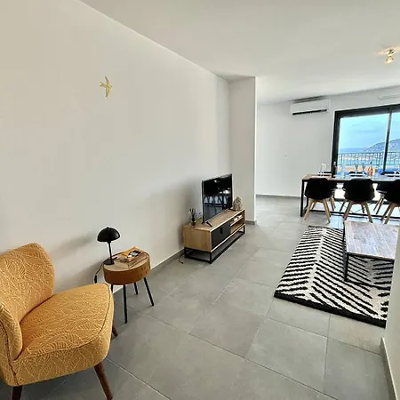 Apartment Theatre De Verdure *